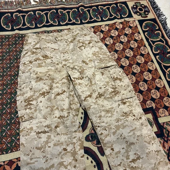 Desert Camo Military Camouflage Cargo Pants - Picture 2 of 5